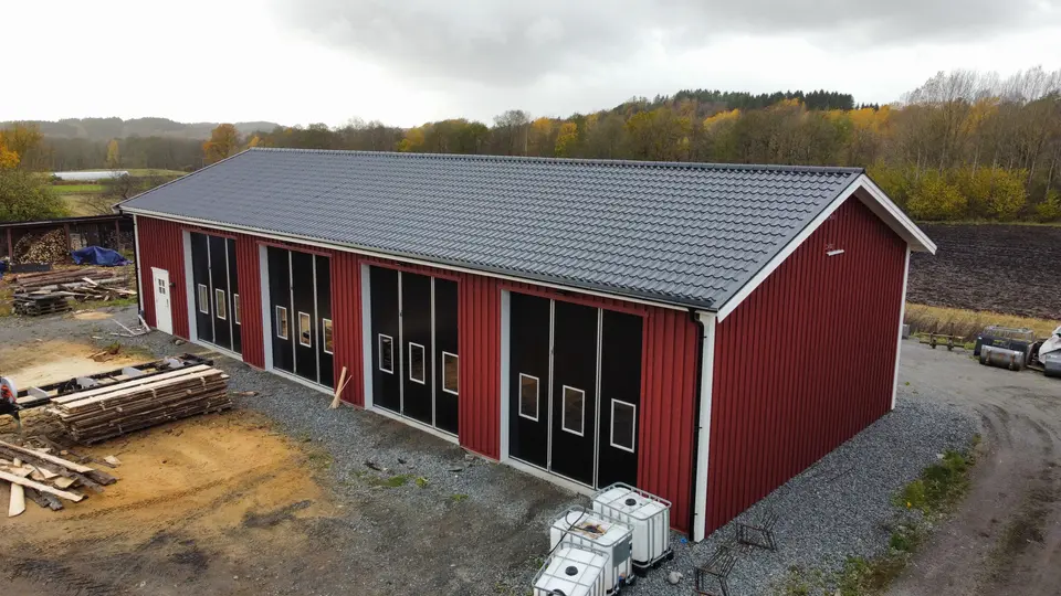 Nyuppförd verksamhetsbyggnad sedd från ovan — KAAB Bygg